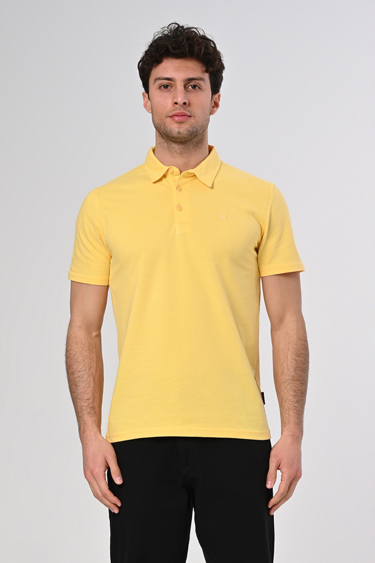 Vav Tasarım Punto Baskılı Pamuk Polo Yaka Sarı T-shirt 23'